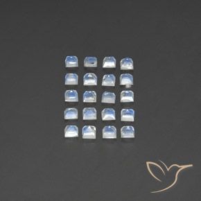 Shop natural 2.86ct 青みがかったホワイト レインボームーンストーン gems, 四角形, from インド at GemSelect. In stock, global shipping!