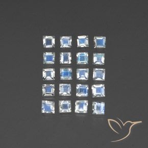 Shop natural 2.27ct 青みがかったホワイト レインボームーンストーン gems, 四角形, from インド at GemSelect. In stock, global shipping!