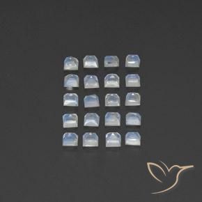 Shop natural 2.56ct 青みがかったホワイト レインボームーンストーン gems, 四角形, from インド at GemSelect. In stock, global shipping!
