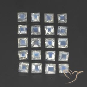 Shop natural 2.87ct 青みがかったホワイト レインボームーンストーン gems, 四角形, from インド at GemSelect. In stock, global shipping!