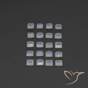 Shop natural 2.87ct 青みがかったホワイト レインボームーンストーン gems, 四角形, from インド at GemSelect. In stock, global shipping!