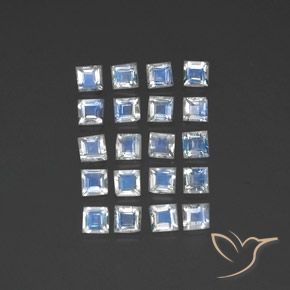 Shop natural 3.25ct 青みがかったホワイト レインボームーンストーン gems, 四角形, from インド at GemSelect. In stock, global shipping!