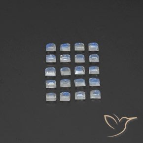 Shop natural 3.25ct 青みがかったホワイト レインボームーンストーン gems, 四角形, from インド at GemSelect. In stock, global shipping!
