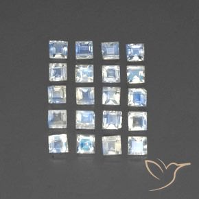 Shop natural 3.16ct 青みがかったホワイト レインボームーンストーン gems, 四角形, from インド at GemSelect. In stock, global shipping!