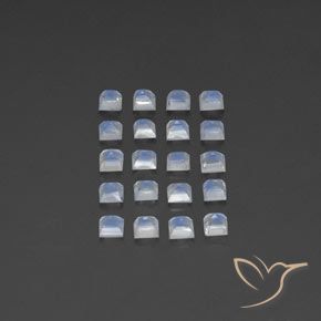Shop natural 3.14ct 青みがかったホワイト レインボームーンストーン gems, 四角形, from インド at GemSelect. In stock, global shipping!