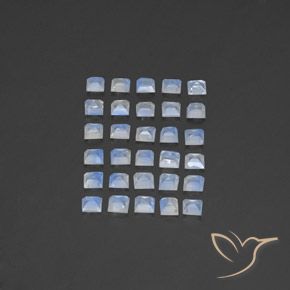 Shop natural 3.31ct 青みがかったホワイト レインボームーンストーン gems, 四角形, from インド at GemSelect. In stock, global shipping!