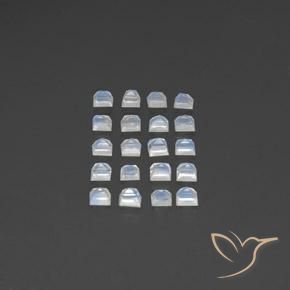 Shop natural 2.53ct 青みがかったホワイト レインボームーンストーン gems, 四角形, from インド at GemSelect. In stock, global shipping!