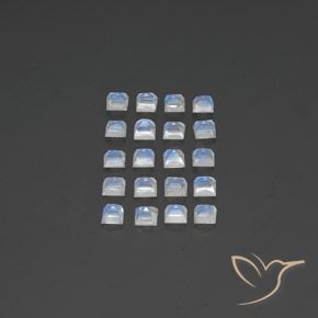 Shop natural 2.70ct 青みがかったホワイト レインボームーンストーン gems, 四角形, from インド at GemSelect. In stock, global shipping!