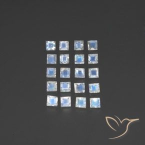 Shop natural 2.90ct 青みがかったホワイト レインボームーンストーン gems, 四角形, from インド at GemSelect. In stock, global shipping!