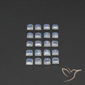Shop natural 3.34ct 青みがかったホワイト レインボームーンストーン gems, 四角形, from インド at GemSelect. In stock, global shipping!