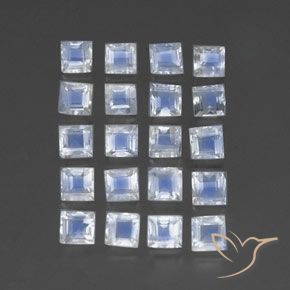 Shop natural 2.79ct 青みがかったホワイト レインボームーンストーン gems, 四角形, from インド at GemSelect. In stock, global shipping!