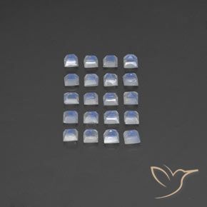 Shop natural 2.79ct 青みがかったホワイト レインボームーンストーン gems, 四角形, from インド at GemSelect. In stock, global shipping!