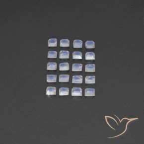 Shop natural 3.42ct 青みがかったホワイト レインボームーンストーン gems, 四角形, from インド at GemSelect. In stock, global shipping!