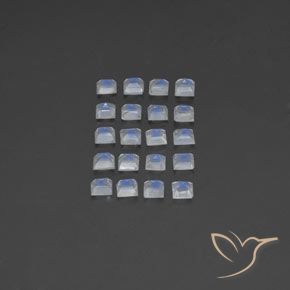 Shop natural 2.49ct 青みがかったホワイト レインボームーンストーン gems, 四角形, from インド at GemSelect. In stock, global shipping!