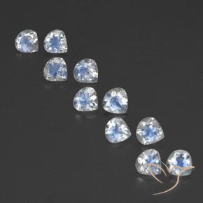Shop natural 3.77ct 青みがかったホワイト レインボームーンストーン gems, 洋梨の形, from インド at GemSelect. In stock, global shipping!