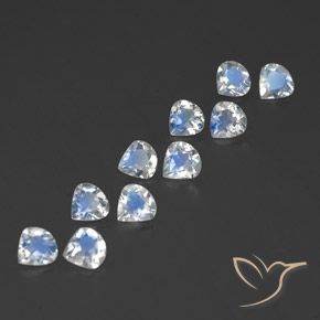Shop natural 2.85ct 青みがかったホワイト レインボームーンストーン gems, 洋梨の形, from インド at GemSelect. In stock, global shipping!