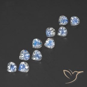 Shop natural 3.81ct 青みがかったホワイト レインボームーンストーン gems, 洋梨の形, from インド at GemSelect. In stock, global shipping!