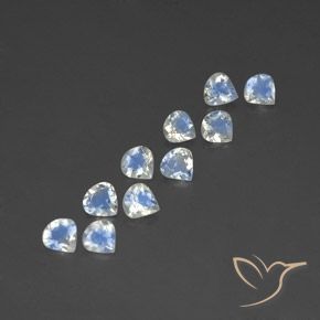 Shop natural 3.18ct 青みがかったホワイト レインボームーンストーン gems, 洋梨の形, from インド at GemSelect. In stock, global shipping!