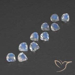 Shop natural 2.68ct 青みがかったホワイト レインボームーンストーン gems, 洋梨の形, from インド at GemSelect. In stock, global shipping!