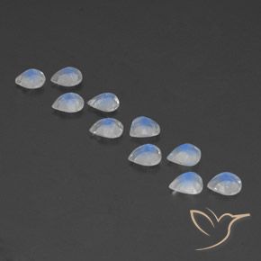 Shop natural 2.68ct 青みがかったホワイト レインボームーンストーン gems, 洋梨の形, from インド at GemSelect. In stock, global shipping!