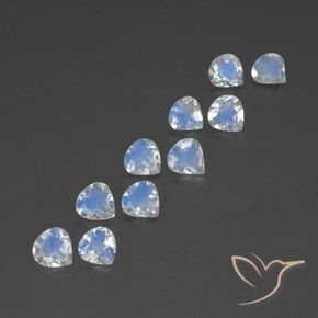 Shop natural 3.16ct 青みがかったホワイト レインボームーンストーン gems, 洋梨の形, from インド at GemSelect. In stock, global shipping!