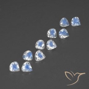 Shop natural 3.18ct 青みがかったホワイト レインボームーンストーン gems, 洋梨の形, from インド at GemSelect. In stock, global shipping!