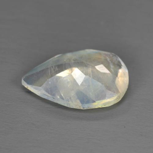 1.40カラットの天然青みがかった白レインボームーンストーン（9.9×7 mm・洋梨の形）