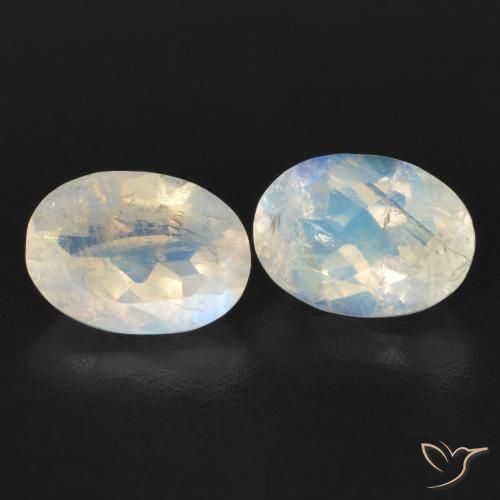 Shop natural 1.71ct 青みがかったホワイト レインボームーンストーン gems, 楕円形, from アメリカ at GemSelect. In stock, global shipping!