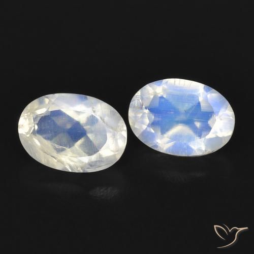 Shop natural 1.63ct 青みがかったホワイト レインボームーンストーン gems, 楕円形, from アメリカ at GemSelect. In stock, global shipping!