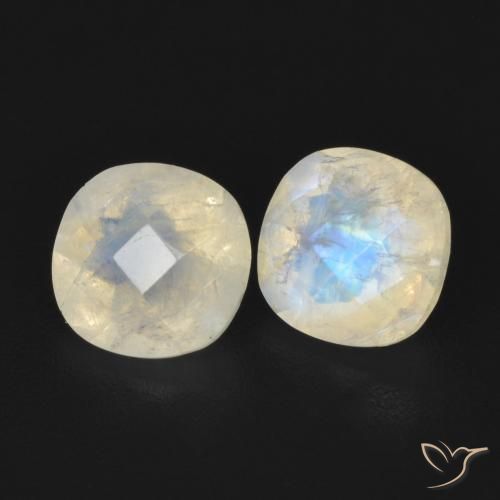 Shop natural 1.56ct 青みがかったホワイト レインボームーンストーン gems, クッション, from アメリカ at GemSelect. In stock, global shipping!