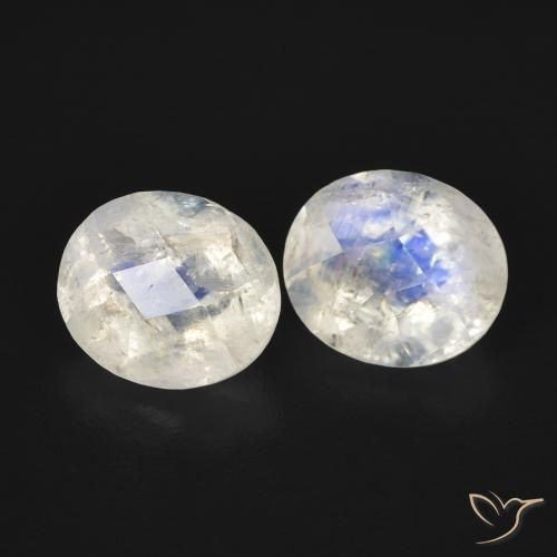 Shop natural 2.16ct 青みがかったホワイト レインボームーンストーン gems, 楕円形, from アメリカ at GemSelect. In stock, global shipping!
