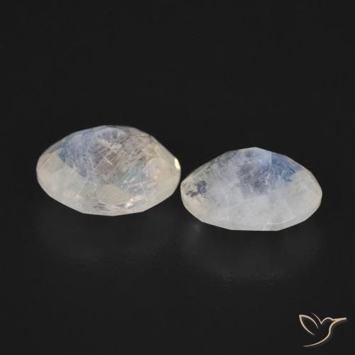 Shop natural 1.91ct 青みがかったホワイト レインボームーンストーン gems, 楕円形, from アメリカ at GemSelect. In stock, global shipping!