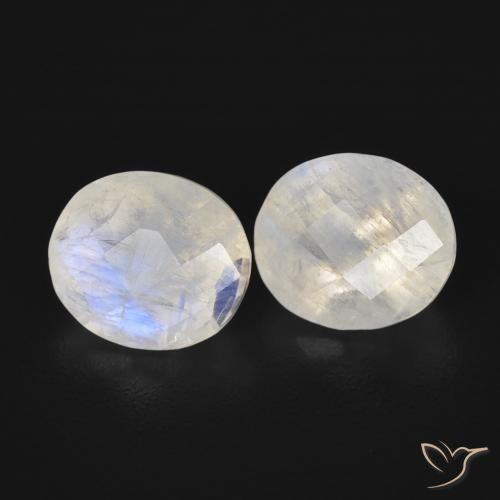 Shop natural 2.27ct 青みがかったホワイト レインボームーンストーン gems, 楕円形, from アメリカ at GemSelect. In stock, global shipping!