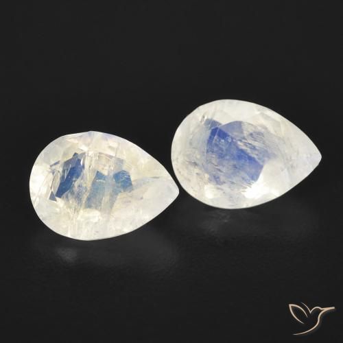 Shop natural 1.28ct 青みがかったホワイト レインボームーンストーン gems, 洋梨の形, from アメリカ at GemSelect. In stock, global shipping!