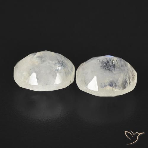 Shop natural 2.56ct 青みがかったホワイト レインボームーンストーン gems, 楕円形, from アメリカ at GemSelect. In stock, global shipping!