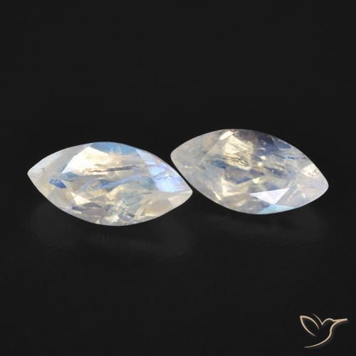 Shop natural 1.15ct 青みがかったホワイト レインボームーンストーン gems, マーキーズ, from アメリカ at GemSelect. In stock, global shipping!