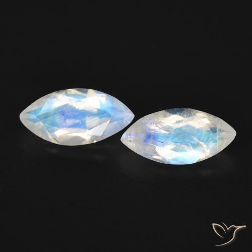 Shop natural 0.97ct 青みがかったホワイト レインボームーンストーン gems, マーキーズ, from アメリカ at GemSelect. In stock, global shipping!