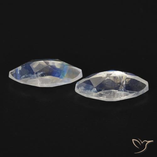 Shop natural 1.07ct 青みがかったホワイト レインボームーンストーン gems, マーキーズ, from アメリカ at GemSelect. In stock, global shipping!
