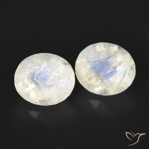 Shop natural 2.16ct 青みがかったホワイト レインボームーンストーン gems, 楕円形, from アメリカ at GemSelect. In stock, global shipping!
