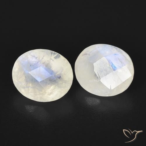 Shop natural 2.37ct 青みがかったホワイト レインボームーンストーン gems, 楕円形, from アメリカ at GemSelect. In stock, global shipping!