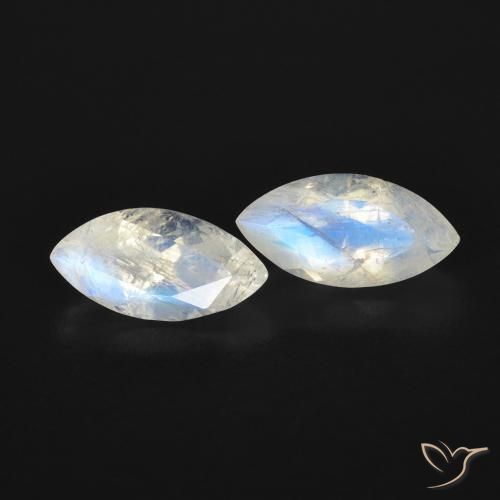 Shop natural 1.20ct 青みがかったホワイト レインボームーンストーン gems, マーキーズ, from アメリカ at GemSelect. In stock, global shipping!