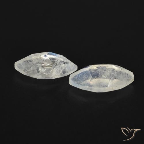 Shop natural 1.20ct 青みがかったホワイト レインボームーンストーン gems, マーキーズ, from アメリカ at GemSelect. In stock, global shipping!