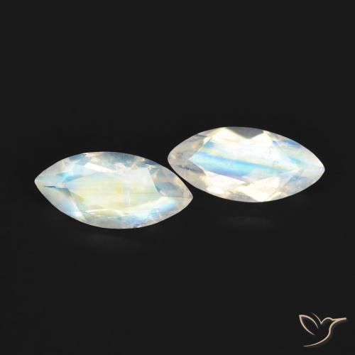 Shop natural 1.14ct 青みがかったホワイト レインボームーンストーン gems, マーキーズ, from アメリカ at GemSelect. In stock, global shipping!