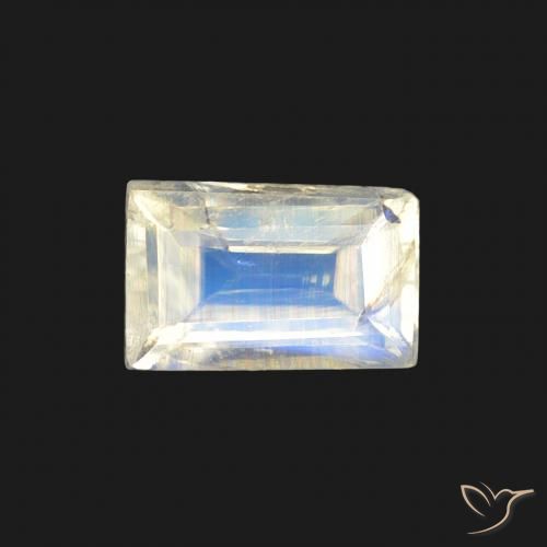 0.51ct 天然 青みがかったホワイト レインボームーンストーン, バゲット, 透明