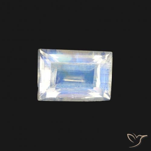 0.57ct 天然 青みがかったホワイト レインボームーンストーン, バゲット, 透明
