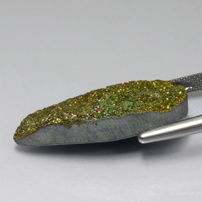 16.71カラットの天然マルチカラーレインボーパイライト、洋梨の形、オペーク