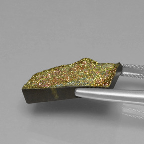 8.75カラットの天然マルチカラーレインボーパイライト、バゲット、オペーク