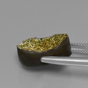 9.90カラットの天然マルチカラーレインボーパイライト、オーバルカット、オペーク