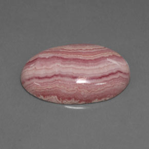 12.78カラットの天然マルチローズピンクロードクロサイト（20.8×13.7 mm・オーバルカット）