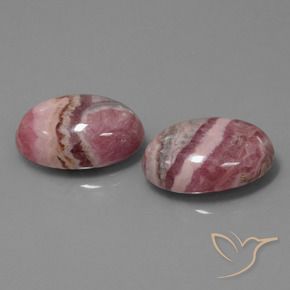 Shop natural 29.63ct マルチカラー ロードクロサイト gems, 楕円形, from 南アフリカ at GemSelect. In stock, global shipping!